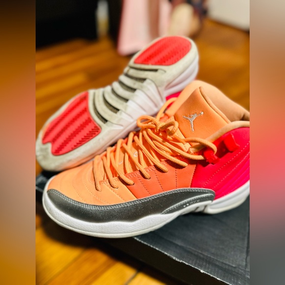 Jordan 12’s - Picture 4 of 8